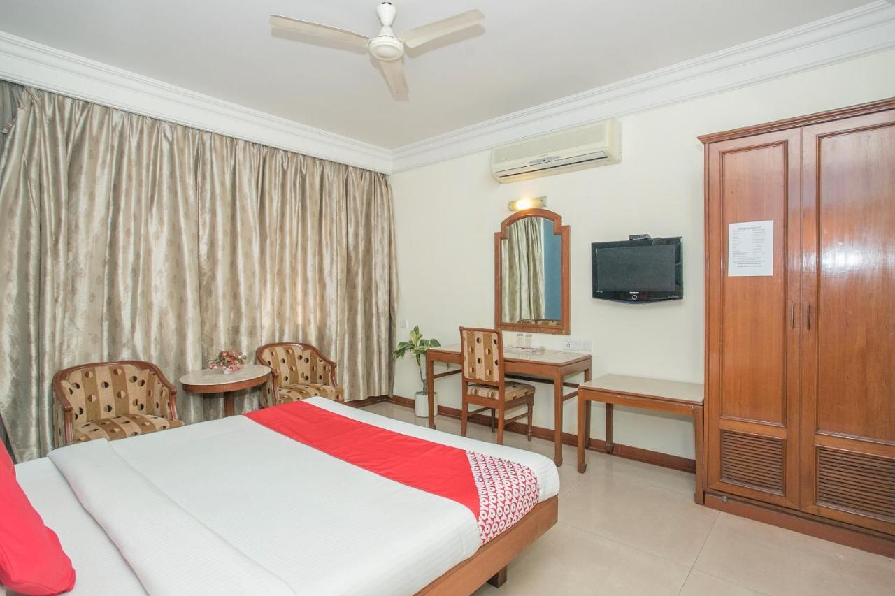 Oyo 579 Hotel Aab Bangalore Exterior foto