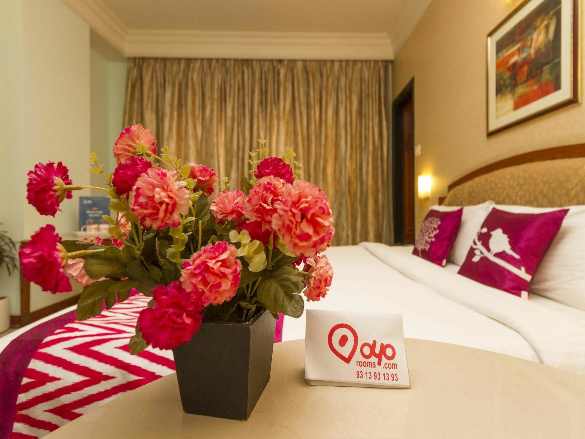 Oyo 579 Hotel Aab Bangalore Exterior foto